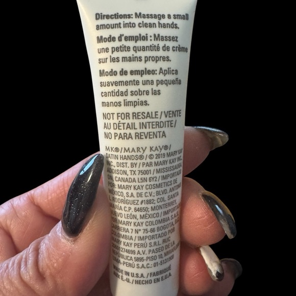 Mary Kay Satin Hand Trio Travel set - Picture 7 of 7